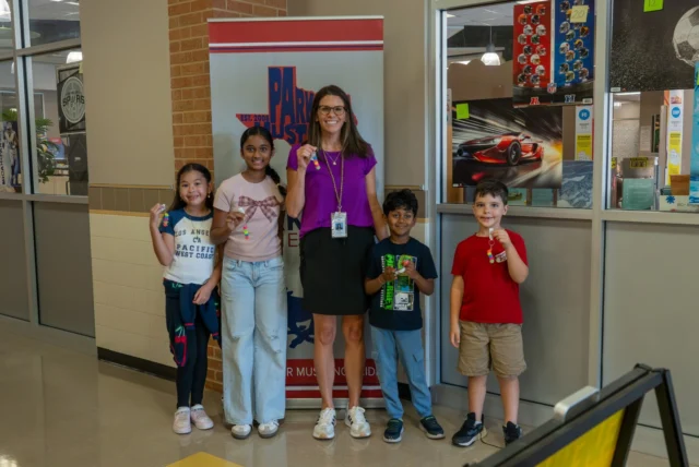 Way to go, Parkside Elementary School Mustangs! 🐴 With your amazing 97% attendance rate during Sept. 15-19, you’ve earned those special keychains! Congratulations to all our students for showing up and making us proud. Keep it up! 💪 🎉

#1LISD