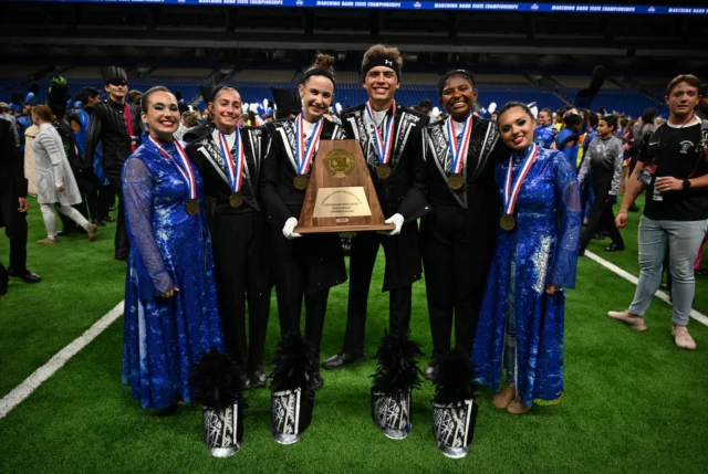 We are so proud of our incredible 6A #1LISD bands for showing up and showing out at the UIL State Marching Band Finals last night! 🥁 🎺 🎷 🎶 

Huge congratulations to the Vandegrift High School Band for earning the bronze medal and the Vista Ridge High School Band for their outstanding sixth place finish. 

All of your hard work, dedication, and countless hours of rehearsal truly paid off. A big thank-you to our amazing band families and supporters for being there every step of the way. 💙