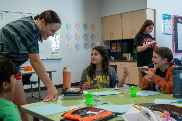 🔬 ⚛️ Inspiring future scientists at Akin Elementary! 

Vista Ridge High School students teamed up with Akin for a fun-filled, hands-on STEM day! From building robotic arms to experimenting with secret messages using turmeric and baking soda and beyond, the day was an amazing journey filled with teamwork and curiosity. 💡 

Thank you to our wonderful VRHS students and the educators that made this visit possible. 

📸 More photos at the link in bio. 

#1LISD